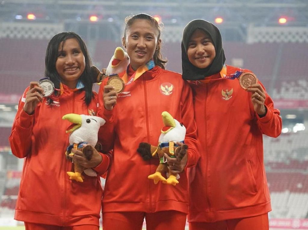 Tiga Sprinter Putri Indonesia Kuasai Podium Lari 100 M, Emas Milik Putri Aulia