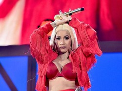 Sudah Langsing Setelah Melahirkan, Cardi B Mau Gemukkan Badan Lagi