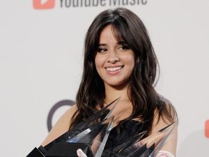 Camela Cabello Bercinta dengan Hantu dalam Consequences