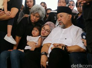 Indro Warkop akan Kabulkan Keinginan Istri, Dikubur Satu Makam Indro Warkop akan Kabulkan Keinginan Istri, Dikubur Satu Makam