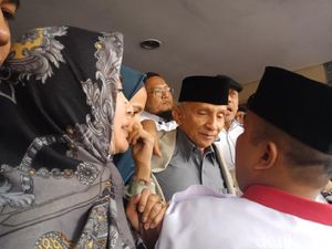 Video: Amien Bicara Kejanggalan Pemanggilan dan Serang Kapolri