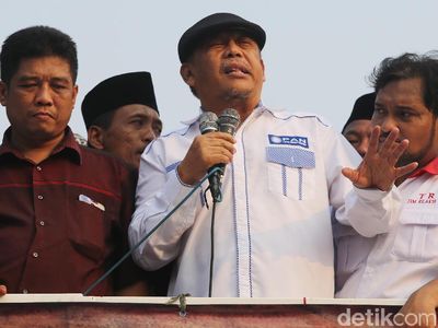 Ditemui Eggi Sudjana, Massa Membubarkan Diri