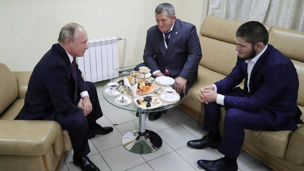 Khabib Nurmagomedov pernah bertemu Presiden Rusia Vladimir Putin.