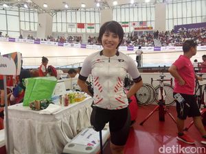 Pebalap Sepeda Cantik dari Jepang Ini Betah di Indonesia Pebalap Sepeda Cantik dari Jepang Ini Betah di Indonesia