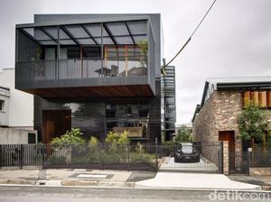 Gudang Tua Ini Disulap Jadi Rumah Cantik