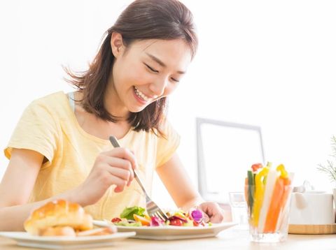 Bunda Tak Menerapkan Diet? No Problem, Asal...