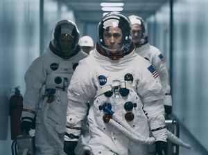 Venom Juara, First Man di 5 Besar Box Office Pekan Ini Venom Juara, First Man di 5 Besar Box Office Pekan Ini