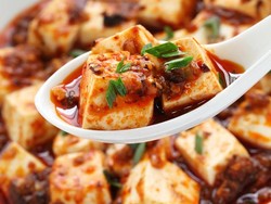 Pedas Mantap Ayam Geleshan dan Hot Pot Autentik Szechuan