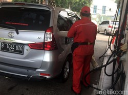 Harga Premium Batal Naik karena Keuangan Pertamina Seret?