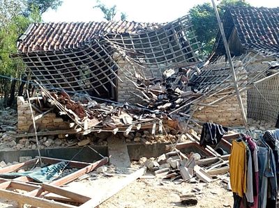 Dampak Kerusakan Gempa Situbondo di Sumenep Madura