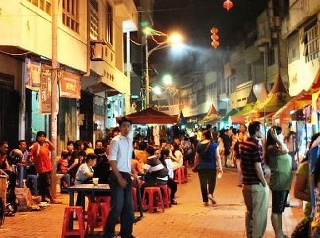 7 Kawasan Kuliner Pecinan di Indonesia yang Siap Memuaskan Selera 7 Kawasan Kuliner Pecinan di Indonesia yang Siap Memuaskan Selera
