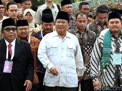 PKPI: Perubahan Kostum Prabowo Tak Pengaruhi Elektabilitas