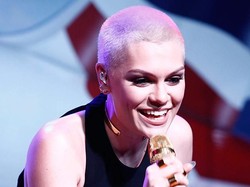 Rayakan Ultah ke-32, Jessie J Bikin Konser Live di Instagram