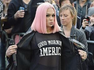 Gaya Nyentrik Jessie J, Pacar Baru Channing Tatum