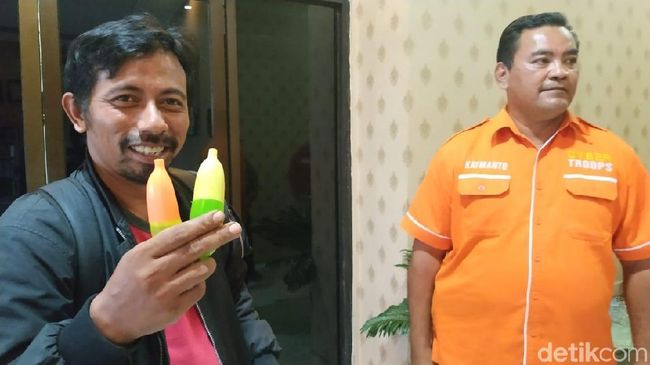 Berita Dikira Makanan, Siswa SD di Mojokerto Tenggak Parfum Rasa Pisang Senin 20 Mei 2019 Berita Dikira Makanan, Siswa SD di Mojokerto Tenggak Parfum Rasa Pisang Senin 20 Mei 2019