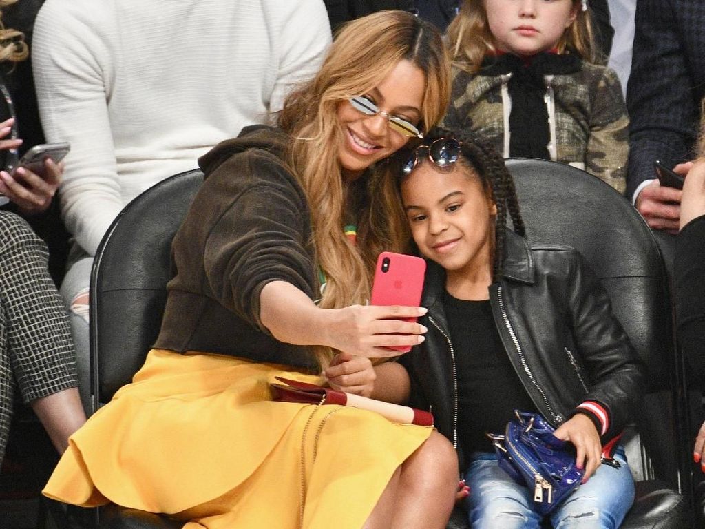 Ikuti Jejak Beyonce, Blue Ivy Juga Masuk Nominasi Grammy Awards Ikuti Jejak Beyonce, Blue Ivy Juga Masuk Nominasi Grammy Awards