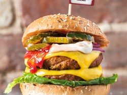 Kedai Ini Sajikan Burger Masa Depan yang Didukung Bill Gates