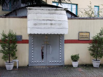 Suasana di Depan Konsulat Saudi di Istanbul Usai Hilangnya Khashoggi