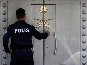 Putri Eks Mata-mata Saudi Akui Dibujuk ke Konsulat Tempat Khashoggi Dibunuh Putri Eks Mata-mata Saudi Akui Dibujuk ke Konsulat Tempat Khashoggi Dibunuh