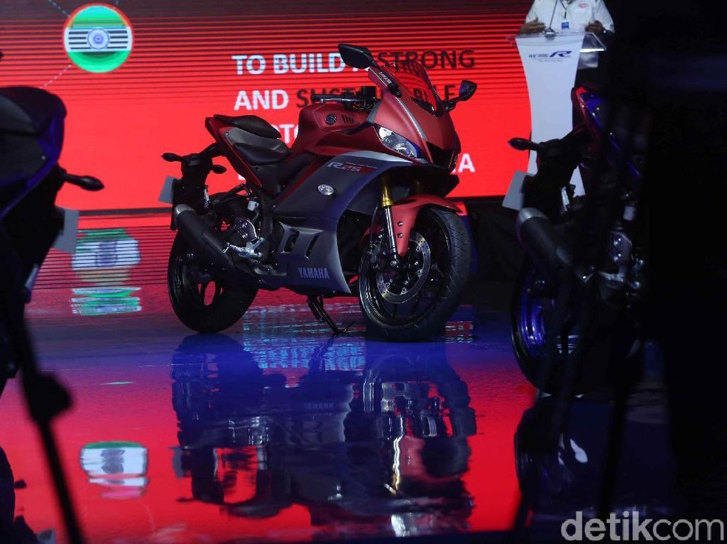 Yamaha Mau Juga Pasarkan R3, Tapi Harganya Bakal Mahal Yamaha Mau Juga Pasarkan R3, Tapi Harganya Bakal Mahal