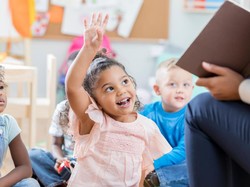 Kaitan Dititipkan di Daycare dengan Perilaku Anak