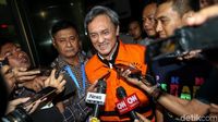 Kabur 2 Tahun, Eddy Sindoro Akhirnya Menyerahkan Diri ke KPK