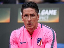 Fernando Torres Gantung Sepatu