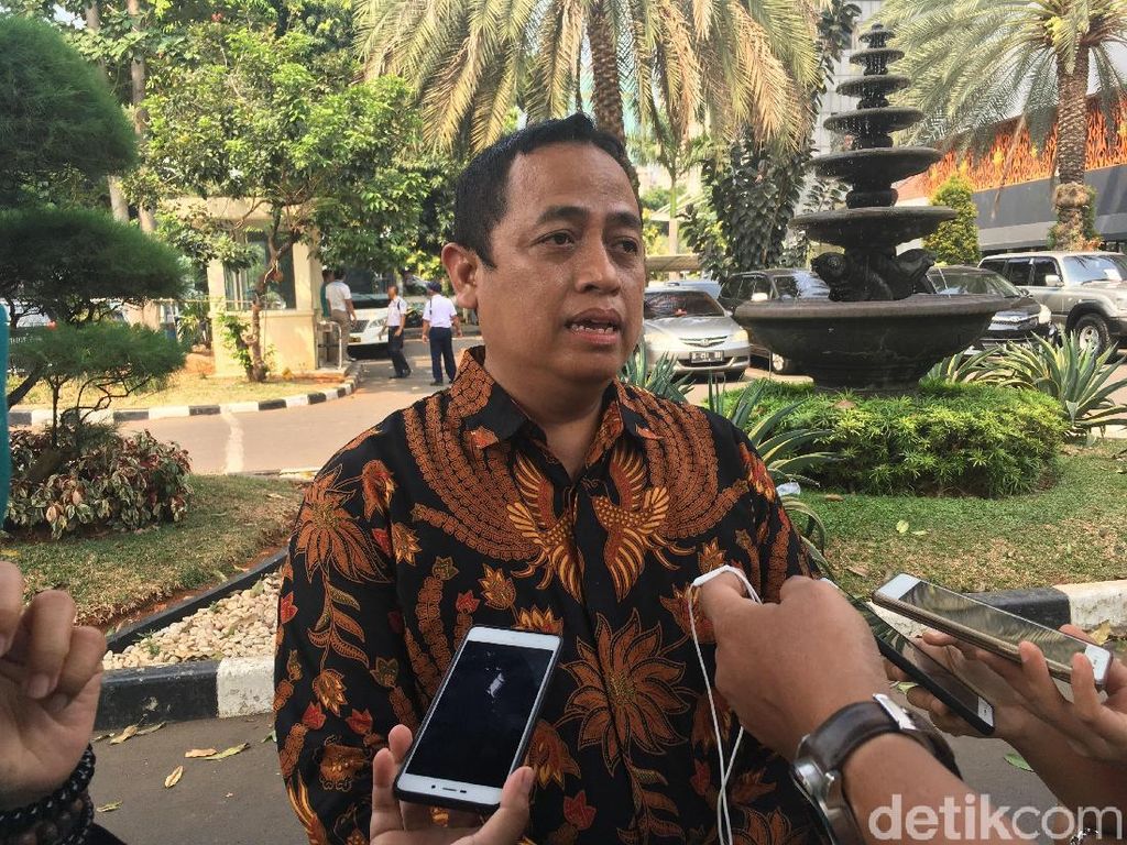 Pelapor Guru Nelty Sudah Teridentifikasi, Langsung Dipanggil Bawaslu Pelapor Guru Nelty Sudah Teridentifikasi, Langsung Dipanggil Bawaslu