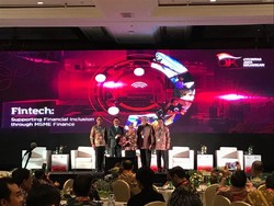 OJK Andalkan Fintech Kelola UMKM dan Keuangan Syariah
