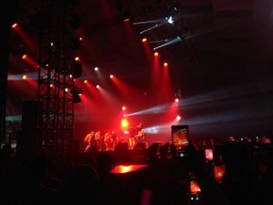 Stary Kids Bawakan District 9, Penggemar Ricuh