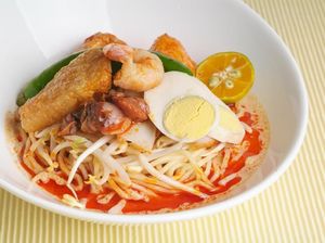 2 Orang Tewas dan 61 Lainnya Dapat Penanganan Medis Usai Makan Laksa Malaysia