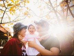 Chelsea Olivia dan Glenn Alinskie Jadi Model Video Klip Girlband K-Pop