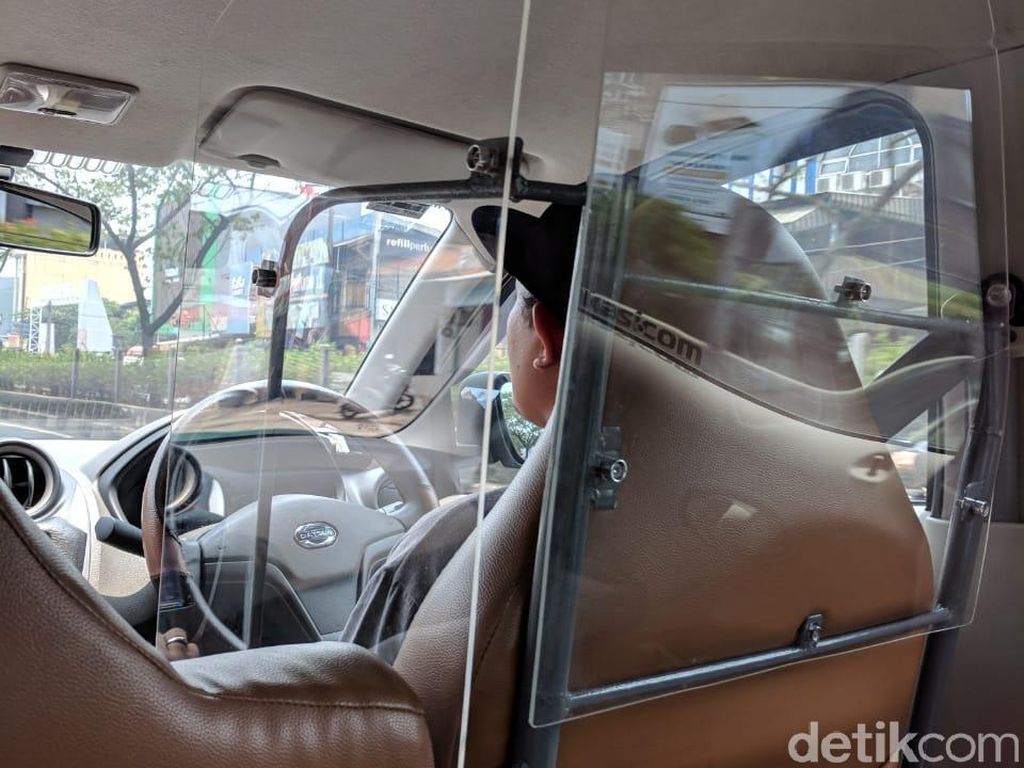 Naik Taksi Online Antibegal Ini Penumpang Juga Lebih Aman Naik Taksi Online Antibegal Ini Penumpang Juga Lebih Aman