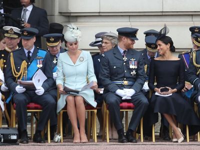 Viral Pangeran William & Harry Jadi Meme Bedanya Nikah 2 Bulan Vs 7 Tahun