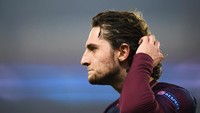 Pembicaraan kontrak baru yang tak kunjung tuntas membuat Adrien Rabiot bisa meninggalkan Paris Saint Germain dalam waktu dekat. Sejauh ini baru Barcelona yang dikaitkan dengannya. (Matthias Hangst/Getty Images)