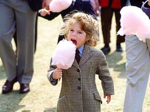 Throwback Foto-foto Masa Kecil Putri Eugenie