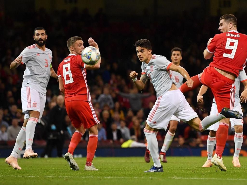 Spanyol Menang Telak, Enrique Puji Kerja Keras dan Karakter Para Pemain Spanyol Menang Telak, Enrique Puji Kerja Keras dan Karakter Para Pemain