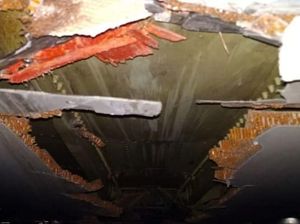 Ini Pesawat Air India yang Tercabik Usai Serempet Tembok Bandara Ini Pesawat Air India yang Tercabik Usai Serempet Tembok Bandara