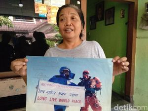 Kisah Clara Sumarwati, Pendaki Indonesia Pertama di Puncak Everest Kisah Clara Sumarwati, Pendaki Indonesia Pertama di Puncak Everest