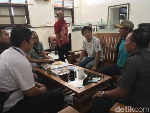 WN Jepang yang Ngaku Ditipu Diamankan Imigrasi Surabaya WN Jepang yang Ngaku Ditipu Diamankan Imigrasi Surabaya