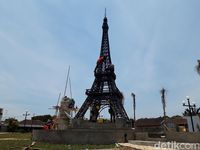 Boyolali Bangun Kembaran Menara Eiffel Sampai Patung Liberty