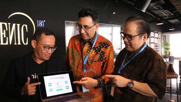 J Trust Bank Gandeng Sprint