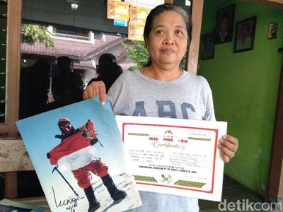 Foto: Clara, Pendaki Indonesia Pertama di Puncak Everest