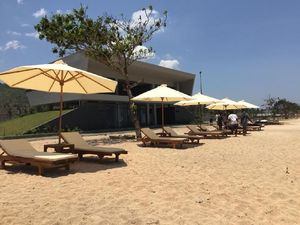 Harga Tiket Pesawat Naik, Pariwisata NTB Menjerit