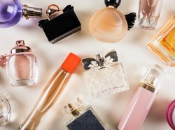 Ingin Wangi Parfum Tahan Lama? Coba Trik Ini