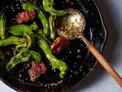 Wanita Tua Ini Meninggal Usai Masak Sajian Spesial Untuk Anaknya di Hari Ibu