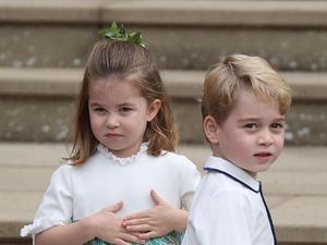 10 Foto Pangeran George dan Charlotte di Pernikahan Putri Eugenie