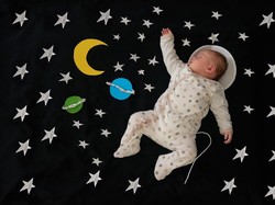 Unik dan Menarik, 50 Nama Bayi Bertema Antariksa