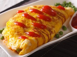 Yuk, Bikin Omelet Kepiting Praktis ala Restoran!