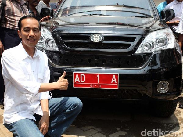 Jokowi-Esemka Dulu dan Sekarang